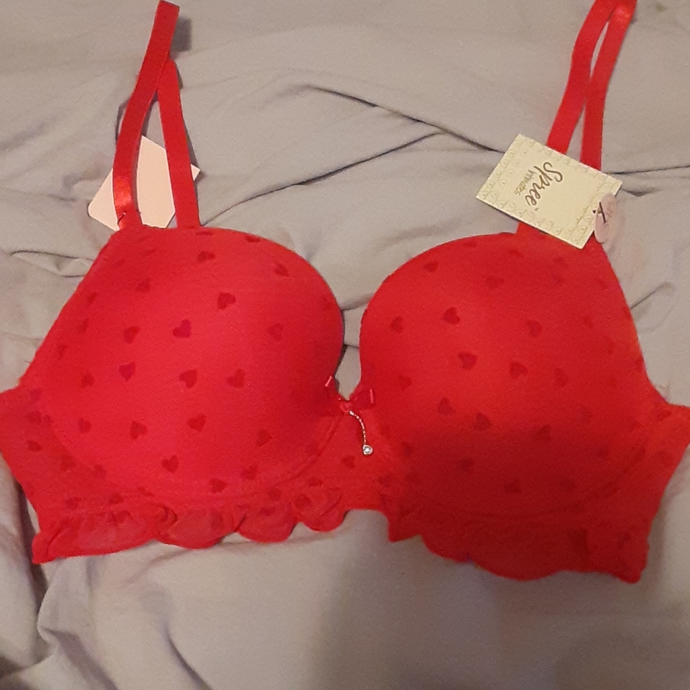 SUPER CUTE NEW RUFFLE BRA